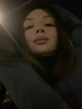 KrisMagnoly online show from February 14, 6:08 pm