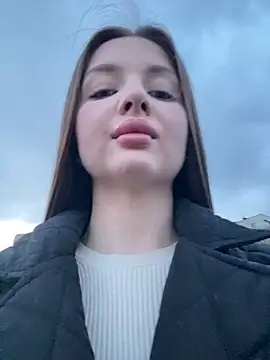 KrisMagnoly online show from April 16, 5:25 pm