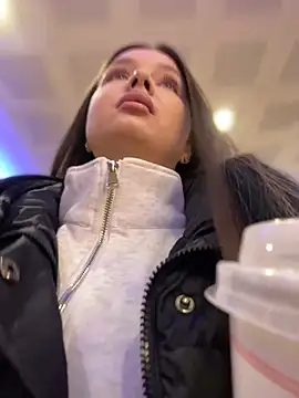 KrisMagnoly online show from February 13, 6:19 pm