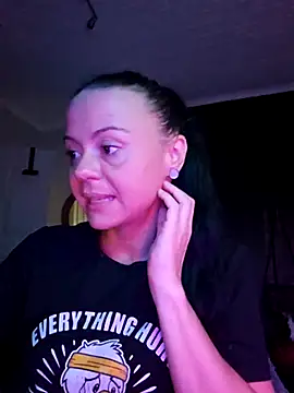 MrsBunnyBum online show from April 9, 5:42 am