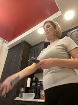 sensualEmilia online show from February 26, 2:06 pm