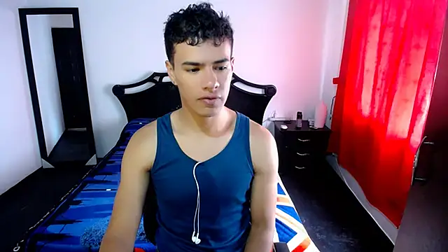 Snapshot of Deiby_casas chatting on March 5, 3:29 pm Deiby casas online show from March 5, 3:29 pm