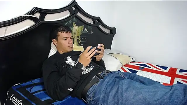 Snapshot of Deiby_casas chatting on October 31, 6:21 am Deiby casas online show from October 31, 6:21 am