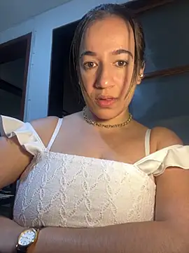 Antonellachic73 online show from September 10, 12:20 am