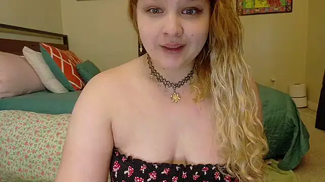 Emihaze online show from January 17, 7:17 pm