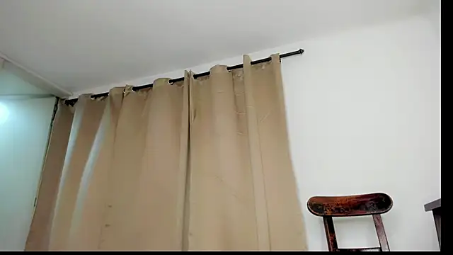 Snapshot of Genesis_Sandoval chatting on May 30, 9:42 pm Genesis Sandoval online show from May 30, 9:42 pm