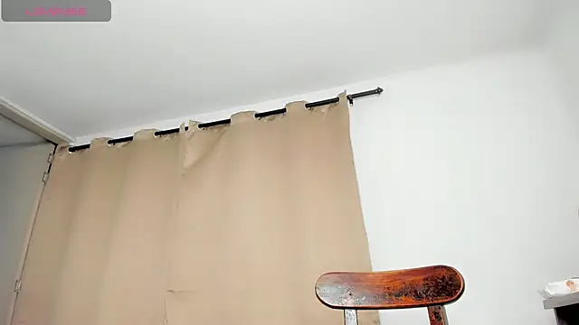 Genesis Sandoval online show from March 6, 10:16 pm