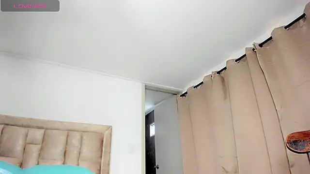 Snapshot of Genesis_Sandoval chatting on May 2, 8:14 pm Genesis Sandoval online show from May 2, 8:14 pm