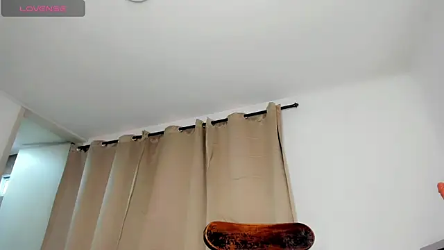 Snapshot of Genesis_Sandoval chatting on May 12, 7:42 pm Genesis Sandoval online show from May 12, 7:42 pm