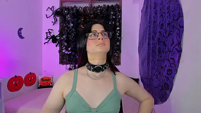 KimberlyJohnsoon online show from October 22, 3:33 pm