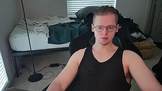 doloresman online show from March 13, 9:20 pm