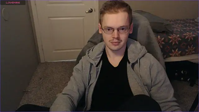 Snapshot of doloresman chatting on February 27, 3:59 pm doloresman online show from February 27, 3:59 pm