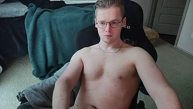 doloresman online show from July 7, 7:17 pm
