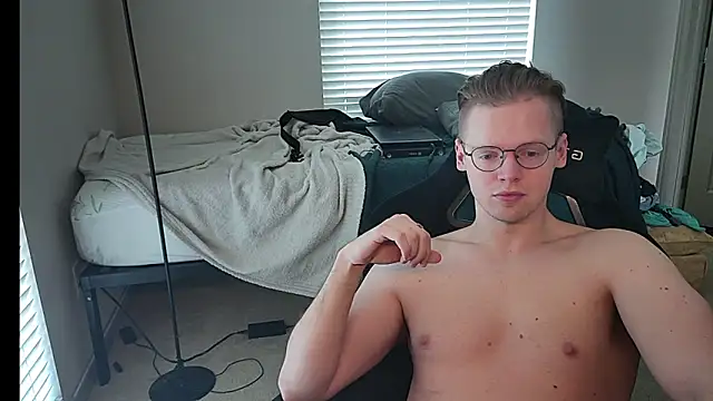 doloresman online show from March 10, 7:40 pm