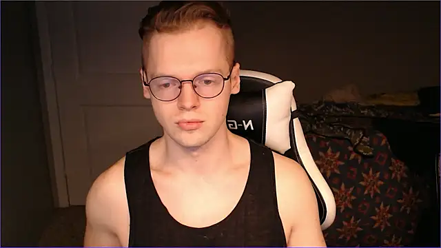 doloresman online show from January 7, 9:20 pm