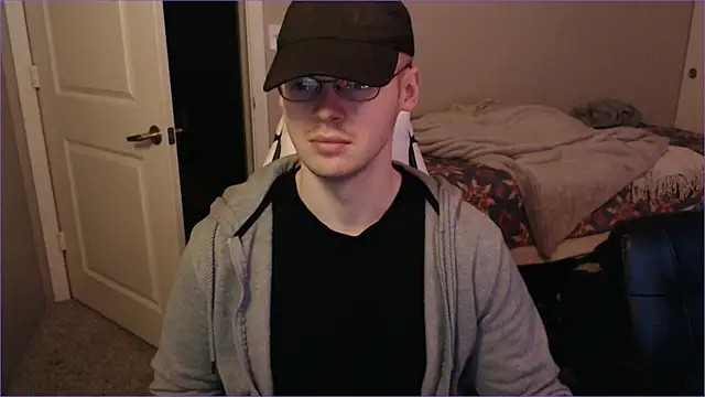 Snapshot of doloresman chatting on February 11, 11:44 pm doloresman online show from February 11, 11:44 pm