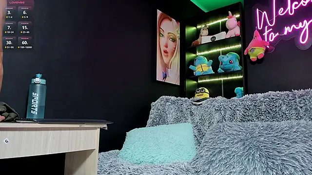 Snapshot of Katiehill_1 chatting on March 18, 3:12 pm Katiehill 1 online show from March 18, 3:12 pm