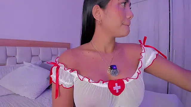 mia hank online show from October 18, 11:45 am