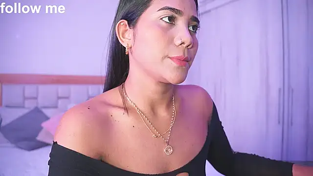 mia hank online show from September 12, 11:32 am