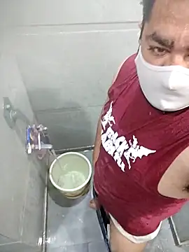 Snapshot of A4h_odin1 chatting on March 8, 8:28 am A4h odin1 online show from March 8, 8:28 am