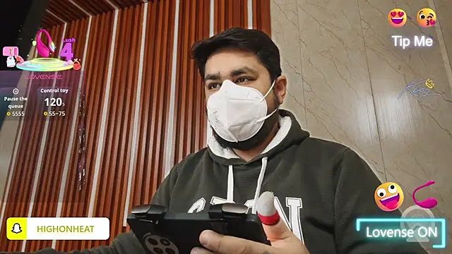 Snapshot of A4h_odin1 chatting on January 8, 8:31 am A4h odin1 online show from January 8, 8:31 am