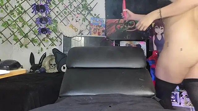 chirlleyy online show from October 27, 7:15 pm