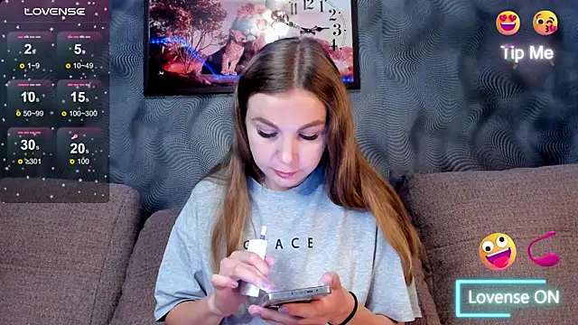 CassieMils online show from October 22, 6:02 am