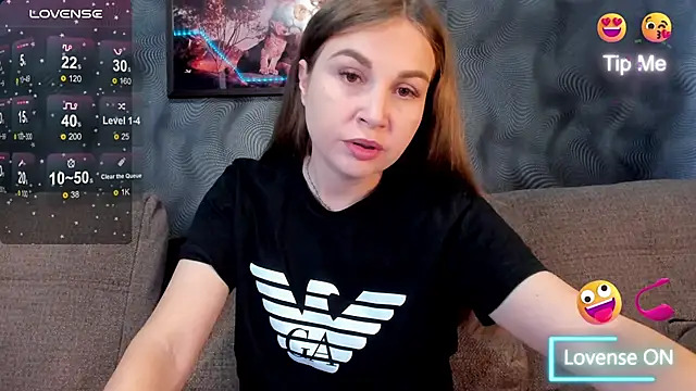 CassieMils online show from October 16, 5:27 am