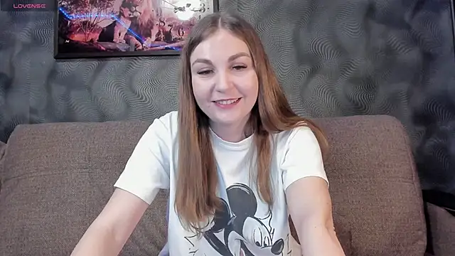 CassieMils online show from February 11, 11:20 am