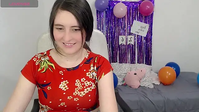 Snapshot of tania_sweet__ chatting on April 20, 3:46 pm tania sweet online show from April 20, 3:46 pm