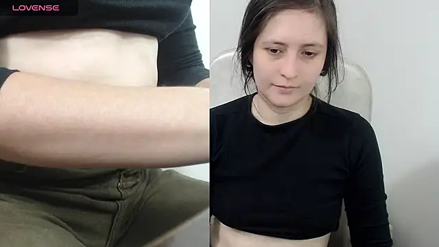 Snapshot of tania_sweet__ chatting on July 8, 4:51 pm tania sweet online show from July 8, 4:51 pm