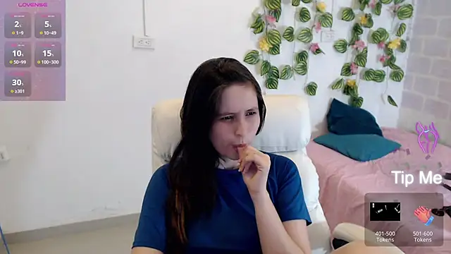 tania sweet   online show from November 12, 8:23 pm