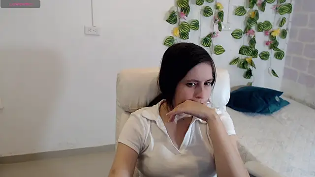 tania sweet   online show from September 30, 2:56 pm