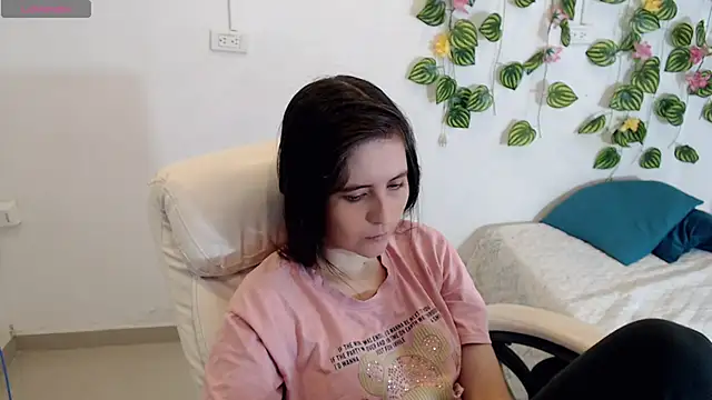 tania sweet   online show from September 20, 3:50 pm