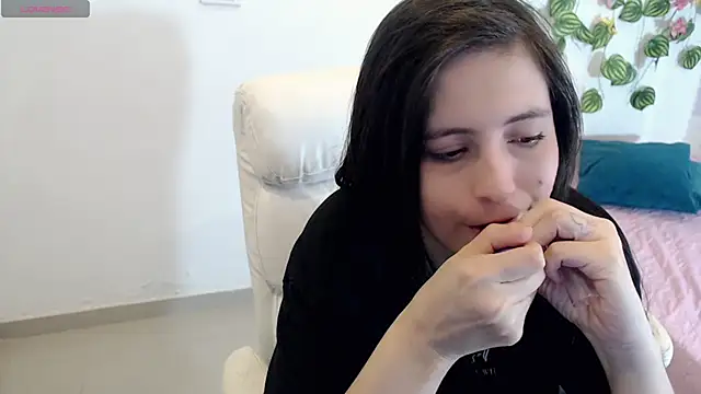 tania sweet   online show from September 14, 3:45 pm