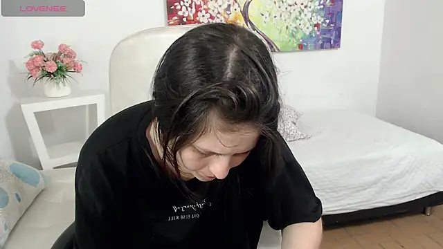Snapshot of tania_sweet__ chatting on June 10, 8:21 pm tania sweet online show from June 10, 8:21 pm