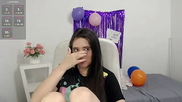 Snapshot of tania_sweet__ chatting on April 21, 7:20 pm tania sweet online show from April 21, 7:20 pm