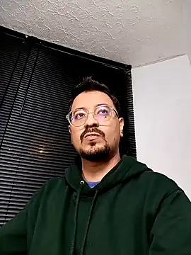 DaviidEvans  online show from December 29, 7:06 am