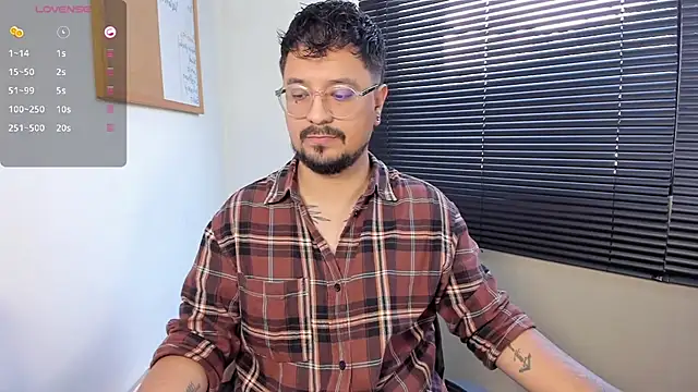 DaviidEvans  online show from December 12, 2:11 pm