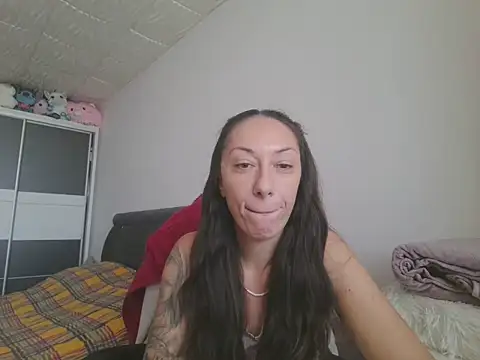 MeliEva online show from October 21, 10:47 am