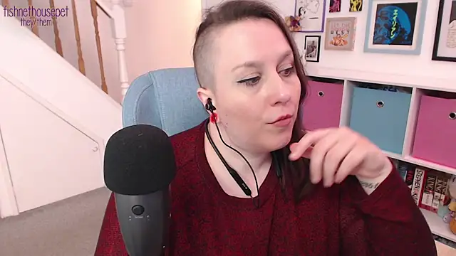 fishnethousepet online show from March 20, 8:32 pm