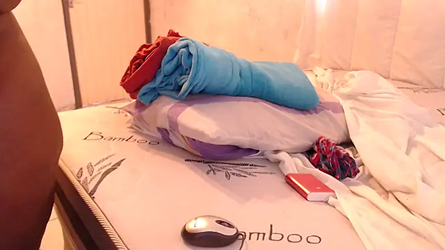 Snapshot of XXEBONYTEAZERXX chatting on November 30, 8:48 am XXEBONYTEAZERXX online show from November 30, 8:48 am