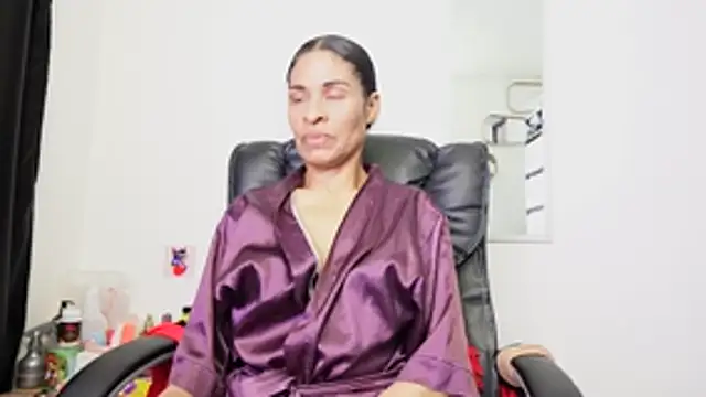 Snapshot of Aries_Mature chatting on June 28, 12:17 am Aries Mature online show from June 28, 12:17 am