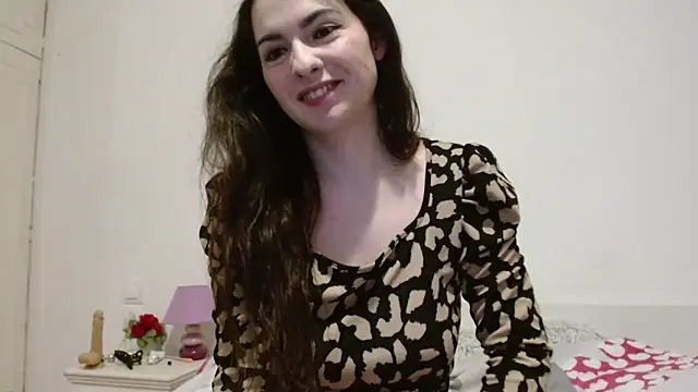 desirmiss1 online show from April 4, 7:15 am