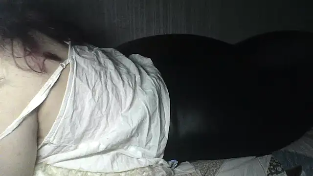 Alma Evelynne online show from March 11, 8:14 pm