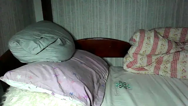 Alma Evelynne online show from December 2, 11:06 pm