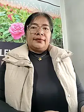   valentina18 online show from March 19, 12:49 pm