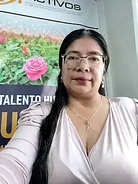   valentina18 online show from February 9, 1:42 pm