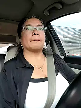   valentina18 online show from December 18, 1:37 pm