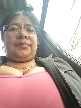   valentina18 online show from May 11, 4:04 pm